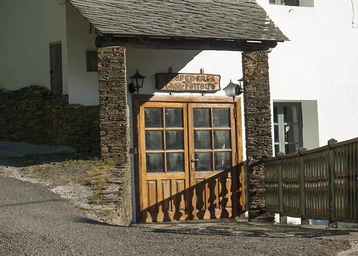 Casa Ferreiro